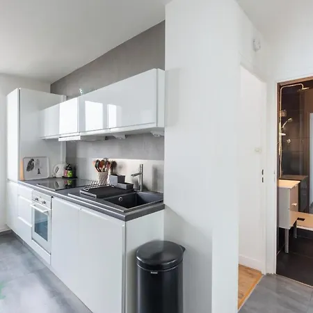 Wehost - Brunier - T2 Pour 4 Pers Avec Balcon Et Parking * Caluire-et-Cuire